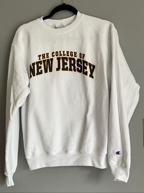 Champion White Crewneck Sweatshirt with Black and  Gold 'New Jersey' Chest Logo